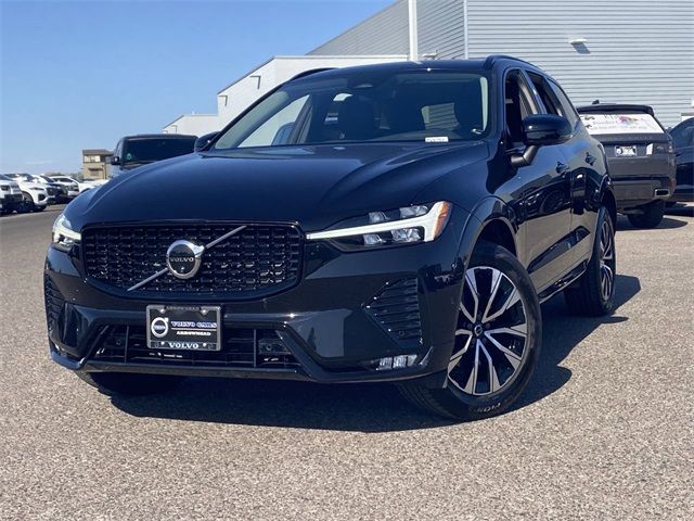 2024 Volvo XC60 Plus Dark Theme