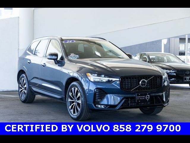 2024 Volvo XC60 Plus Dark Theme