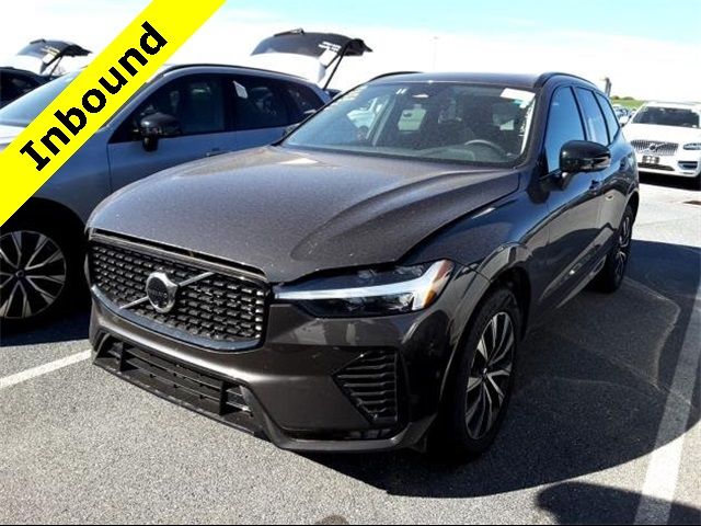 2024 Volvo XC60 Plus Dark Theme