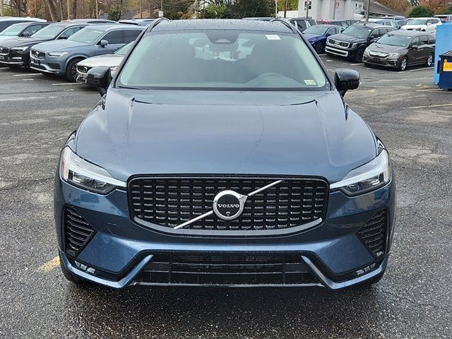 2024 Volvo XC60 Plus Dark Theme