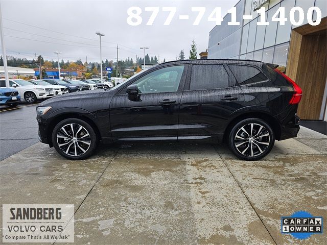 2024 Volvo XC60 Plus Dark Theme