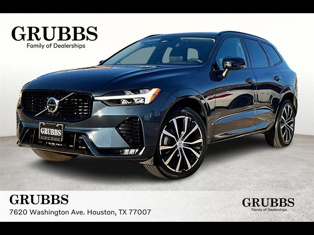 2024 Volvo XC60 Plus Dark Theme