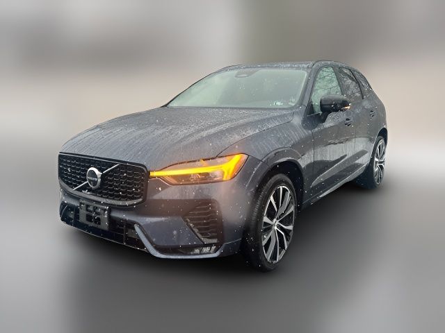 2024 Volvo XC60 Plus Dark Theme