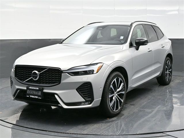 2024 Volvo XC60 Plus Dark Theme