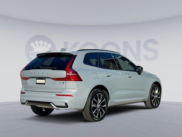 2024 Volvo XC60 Plus Dark Theme