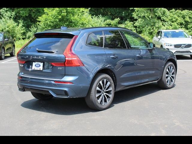 2024 Volvo XC60 Plus Dark Theme