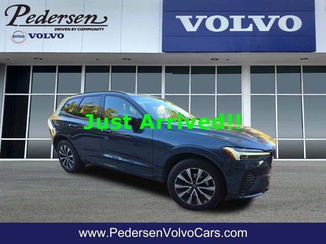 2024 Volvo XC60 Plus Dark Theme