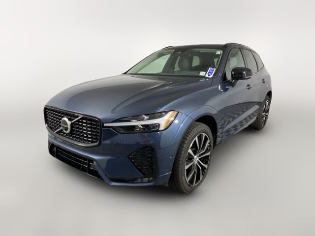 2024 Volvo XC60 Plus Dark Theme