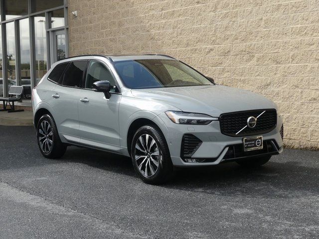 2024 Volvo XC60 Plus Dark Theme