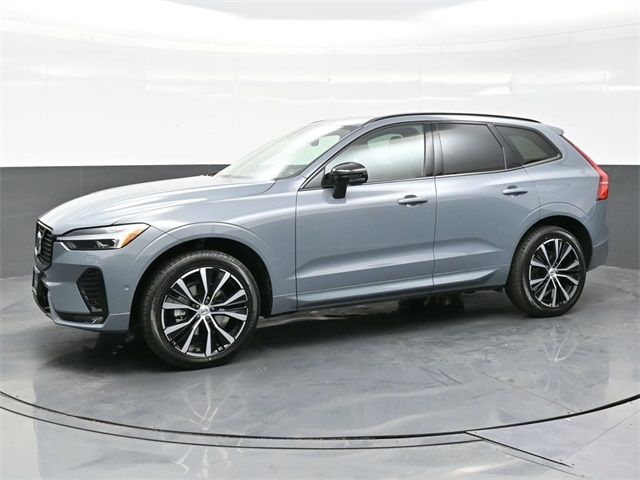 2024 Volvo XC60 Plus Dark Theme