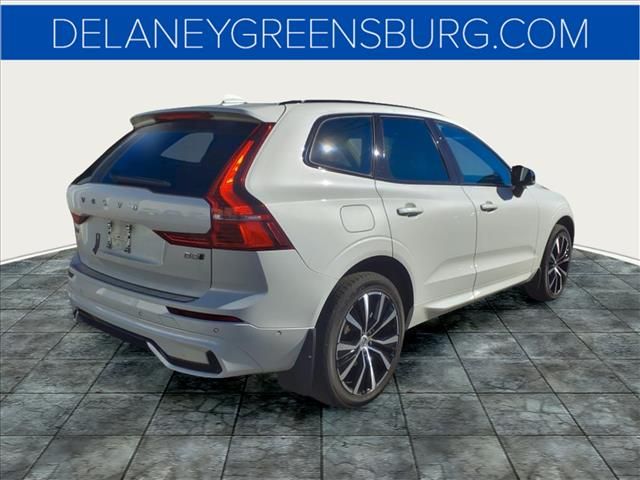 2024 Volvo XC60 Plus Dark Theme