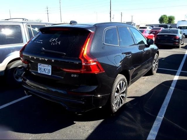 2024 Volvo XC60 Plus Dark Theme