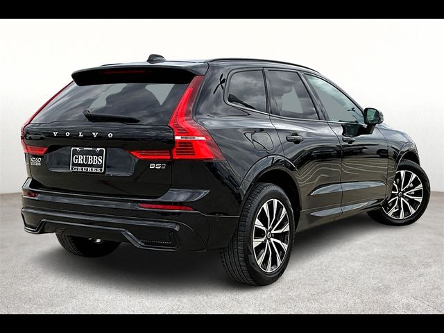 2024 Volvo XC60 Plus Dark Theme