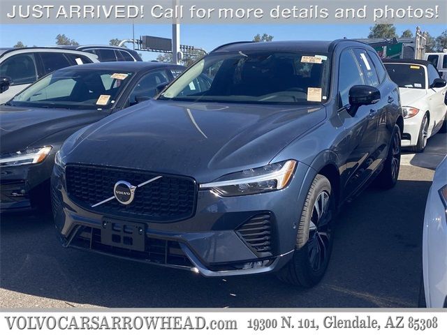 2024 Volvo XC60 Plus Dark Theme