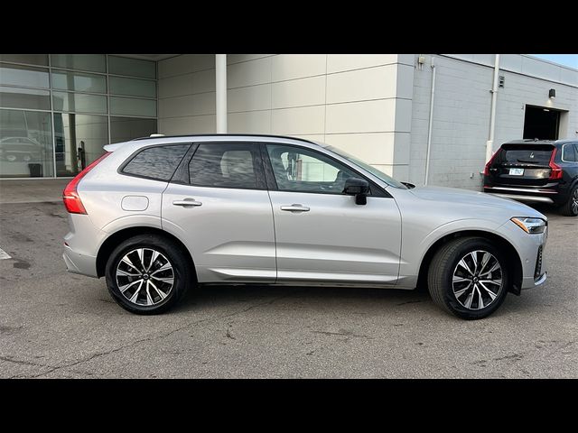 2024 Volvo XC60 Plus Dark Theme