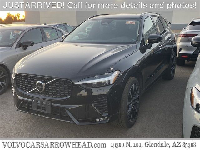 2024 Volvo XC60 Plus Dark Theme