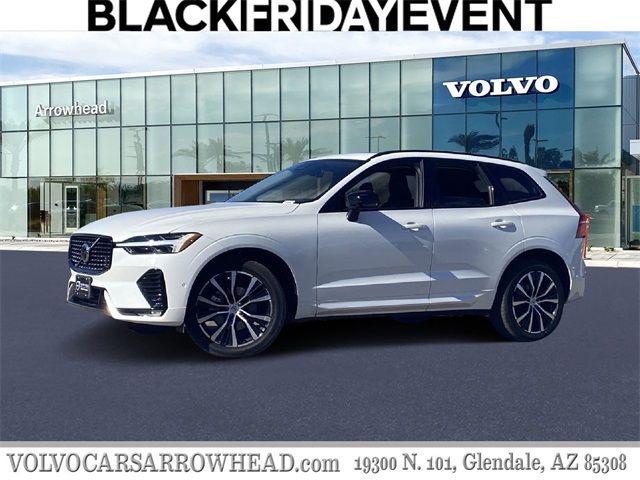 2024 Volvo XC60 Plus Dark Theme