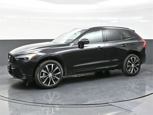 2024 Volvo XC60 Plus Dark Theme