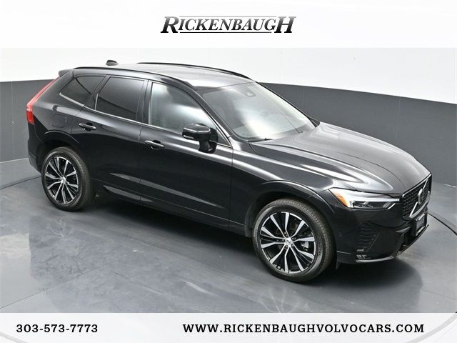 2024 Volvo XC60 Plus Dark Theme