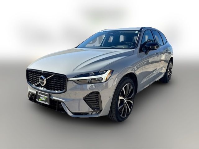 2024 Volvo XC60 Plus Dark Theme