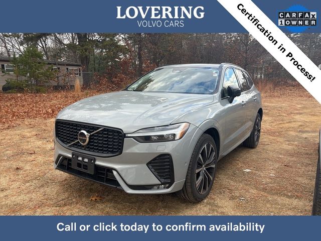 2024 Volvo XC60 Plus Dark Theme