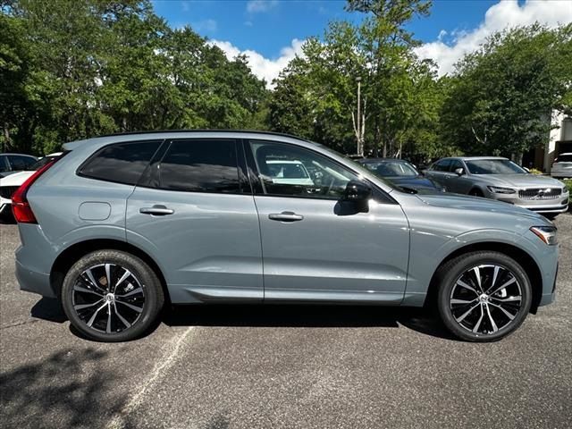 2024 Volvo XC60 Plus Dark Theme