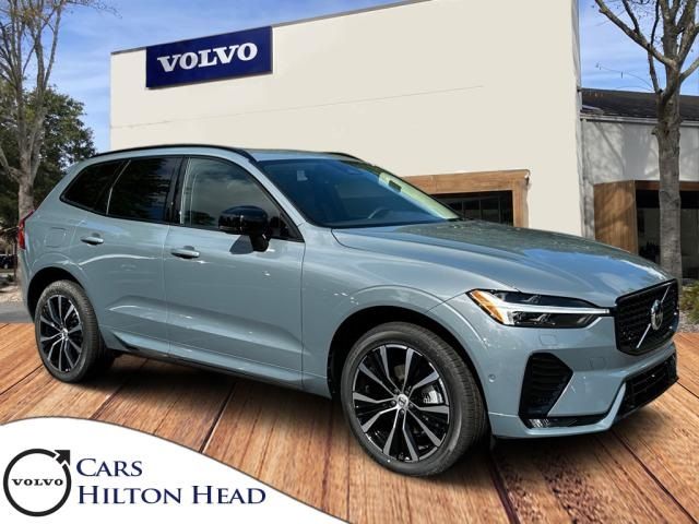 2024 Volvo XC60 Plus Dark Theme