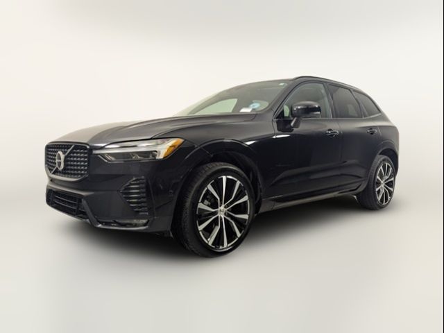 2024 Volvo XC60 Plus Dark Theme