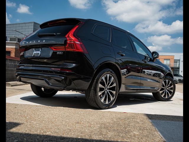 2024 Volvo XC60 Plus Dark Theme