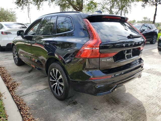 2024 Volvo XC60 Plus Dark Theme