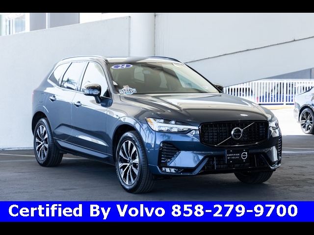 2024 Volvo XC60 Plus Dark Theme