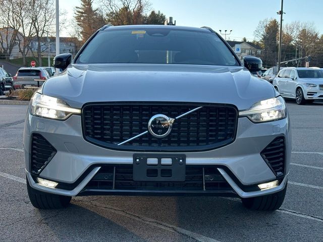 2024 Volvo XC60 Plus Dark Theme