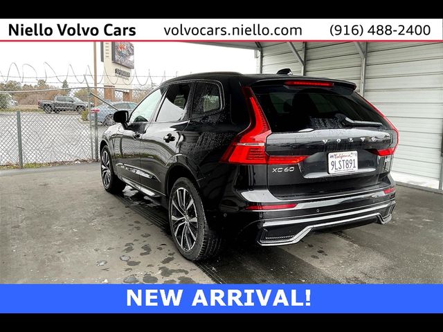 2024 Volvo XC60 Plus Dark Theme