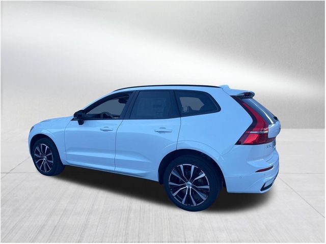 2024 Volvo XC60 Plus Dark Theme