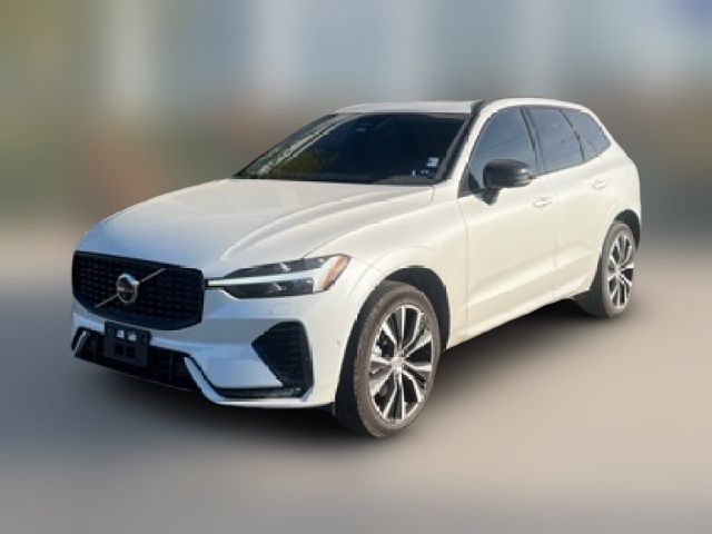 2024 Volvo XC60 Plus Dark Theme