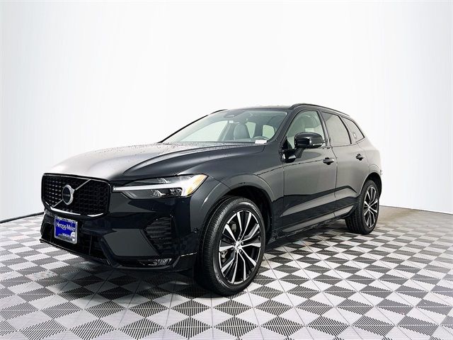 2024 Volvo XC60 Plus Dark Theme