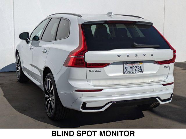 2024 Volvo XC60 Plus Dark Theme