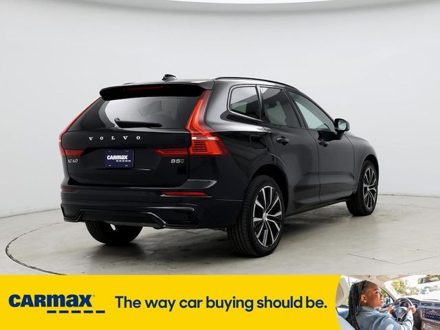 2024 Volvo XC60 Plus Dark Theme