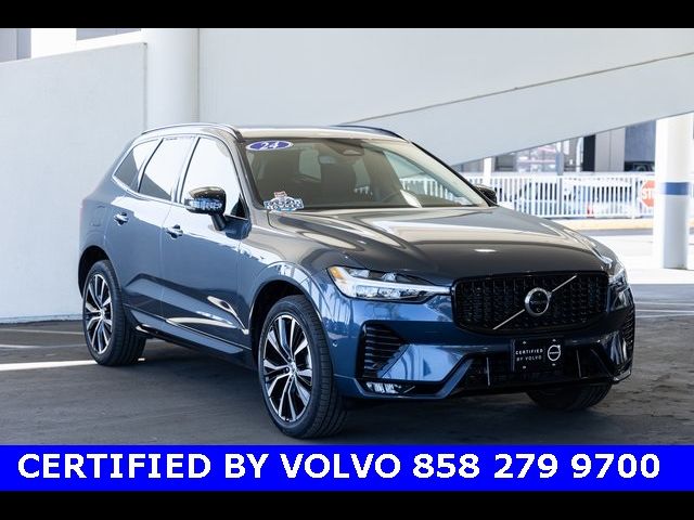 2024 Volvo XC60 Plus Dark Theme