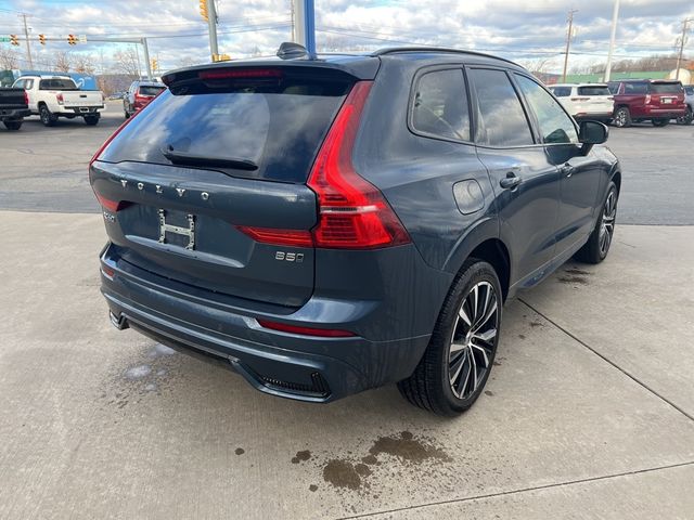 2024 Volvo XC60 Plus Dark Theme