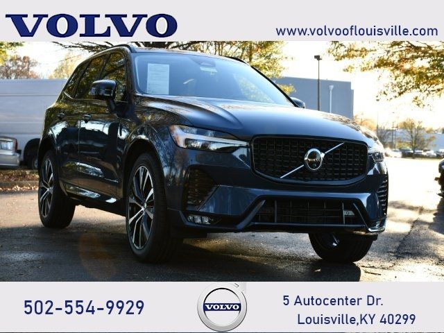 2024 Volvo XC60 Plus Dark Theme