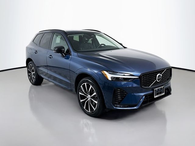 2024 Volvo XC60 Plus Dark Theme
