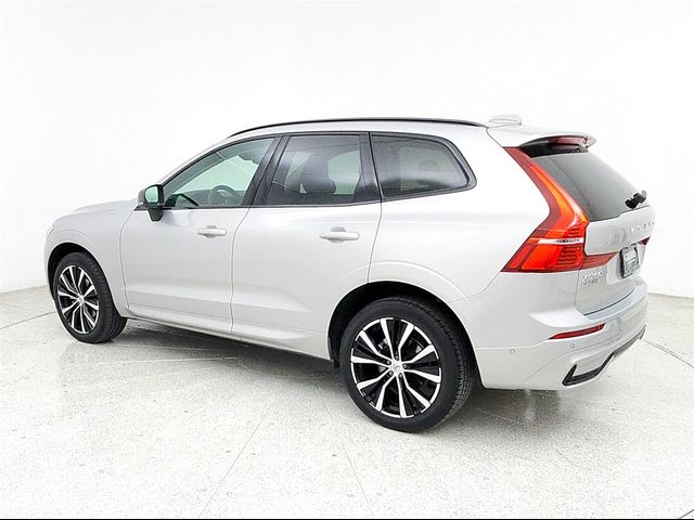 2024 Volvo XC60 Plus Dark Theme