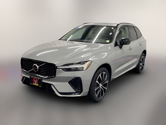 2024 Volvo XC60 Plus Dark Theme