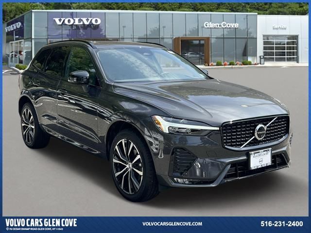 2024 Volvo XC60 Plus Dark Theme