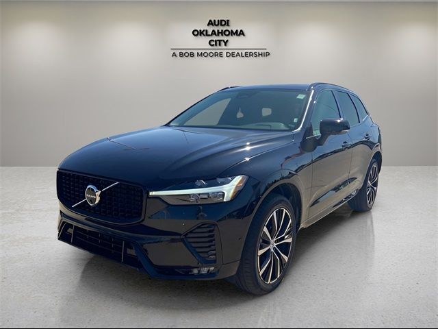 2024 Volvo XC60 Plus Dark Theme