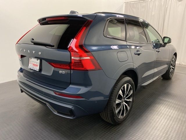 2024 Volvo XC60 Plus Dark Theme