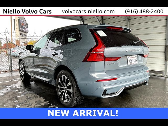 2024 Volvo XC60 Plus Dark Theme