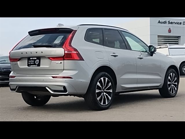 2024 Volvo XC60 Plus Dark Theme