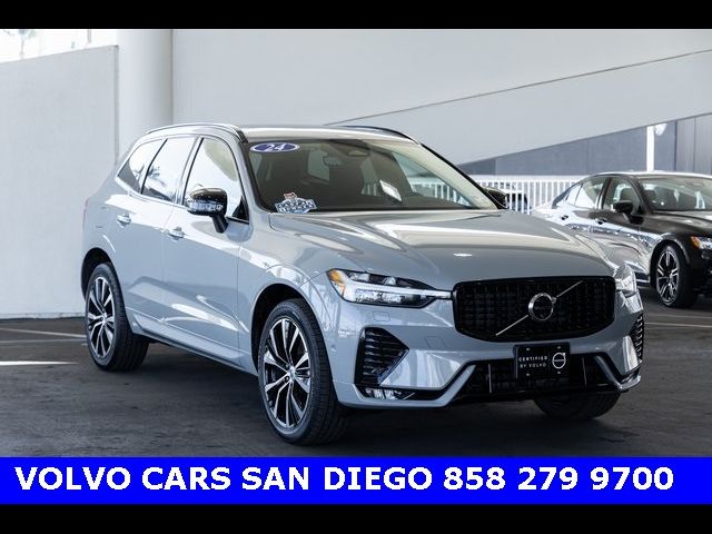 2024 Volvo XC60 Plus Dark Theme